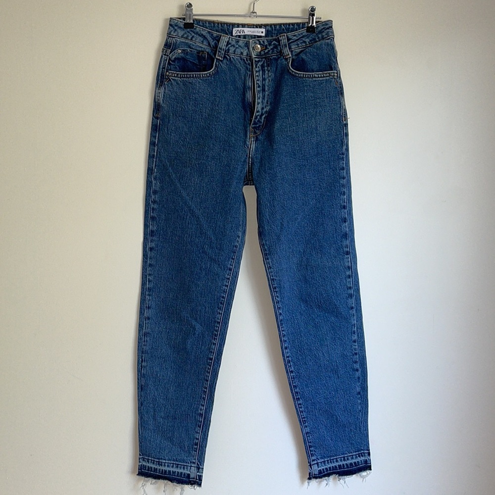 ZARA | High waisted distressed hem jeans - Picture 9 of 10